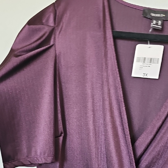 Forever 21 Plus Shiny Deep Purple Puff Sleeve Surplice Bodysuit Top NWT 3X - Picture 5 of 8